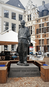 Albert Schweitzer Statue in Deventer bei Drachenwolke Geschichten und Infos über den Rhein