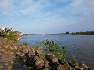 Emmerich am Rhein bei Drachenwolke Geschichten