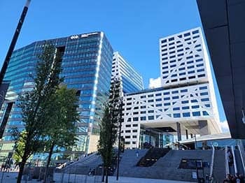 Moderner Bau bei Utrecht Centraal
