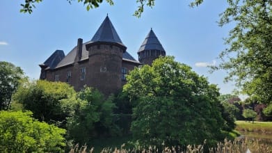 Außenansicht Burg Linn